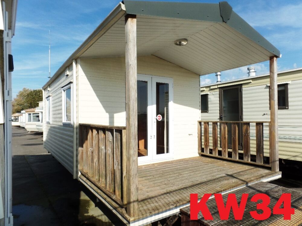 KW34 Strandhuisje met veranda